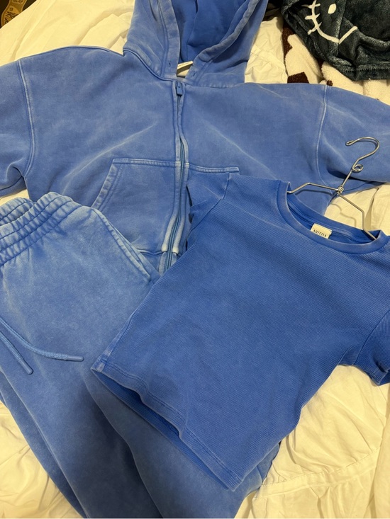 Aritzia Pants - Aritzia 3 Piece Matching set